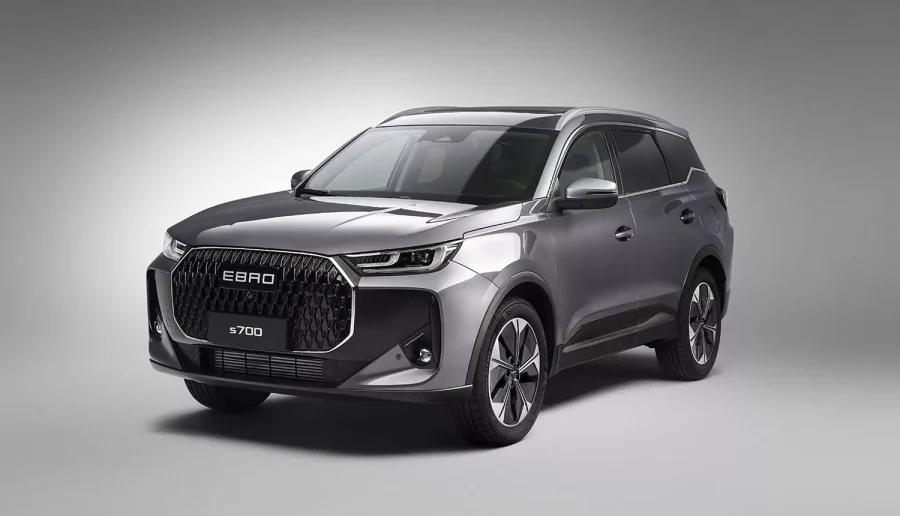 Leasing Coches Ebro S700 1.6 TGDI Luxury 7 DCT Gris, Blanco / Negro