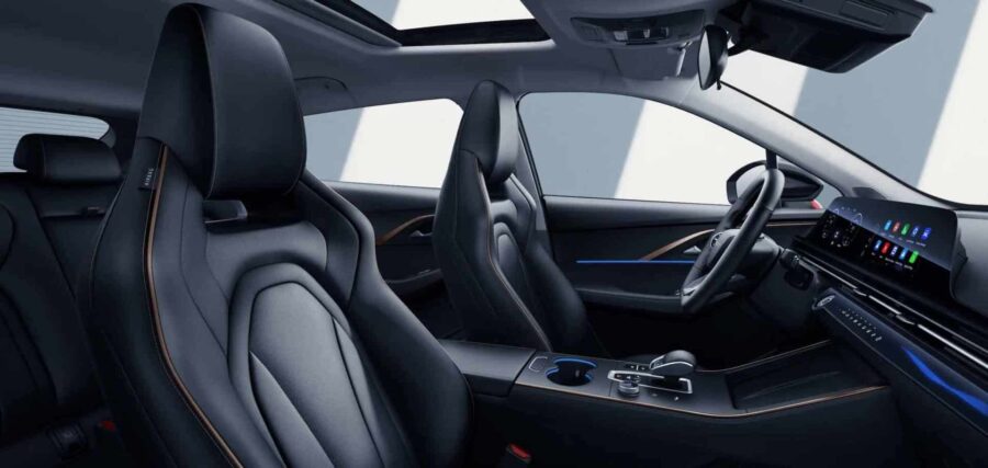 Leasing Coches Omoda 5 1.6 TGDi Premium Blanco + Negro, Negro