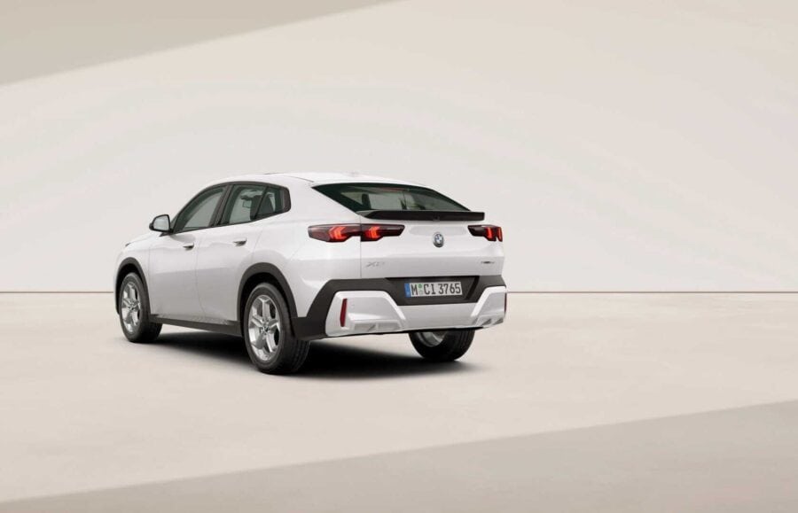 Leasing Coches BMW X2 sDrive18d Premium Package Mineral White metalizado