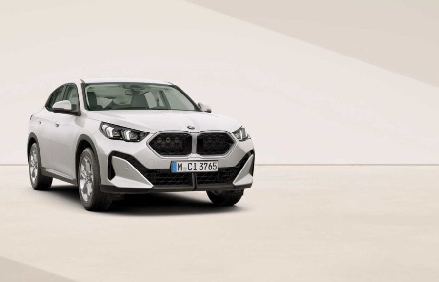 Leasing Coches BMW X2 sDrive18d Premium Package Mineral White metalizado
