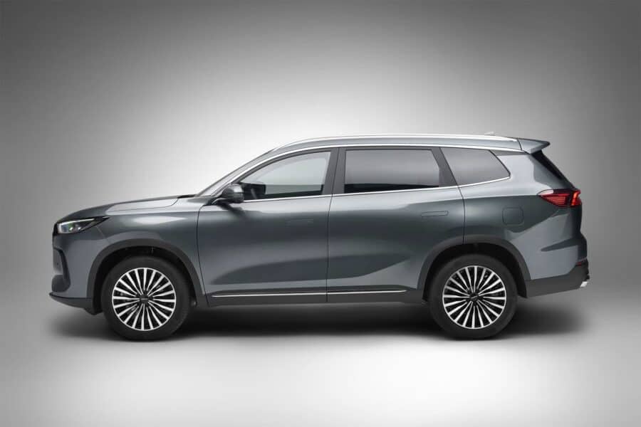 Leasing Coches Ebro S800 1.5 TGDI PHEV 1DHT Luxury 7 DCT Blanco Khaki, Gris 