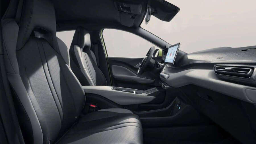 Leasing Coches BYD Dolphin Surf Boost Apricity White