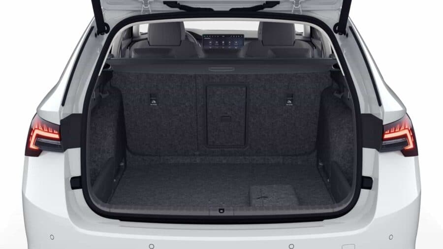 Leasing Coches Skoda OCTAVIA Combi 1.5 TSI DSG MHEV Selection Blanco luna