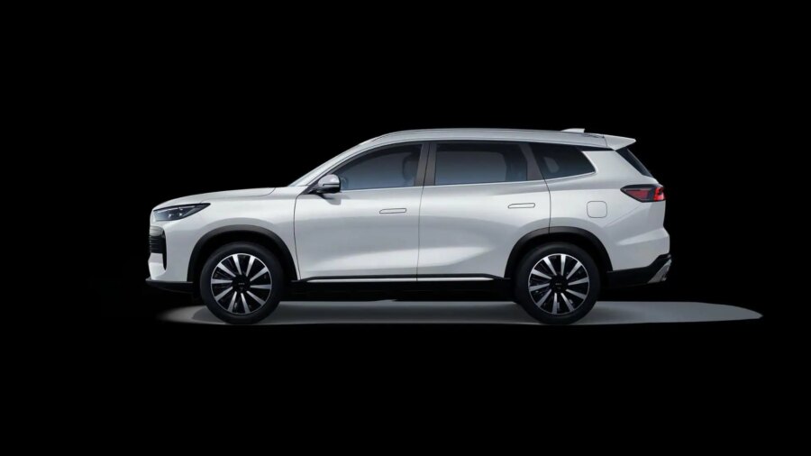 Leasing Coches Ebro S800 1.5 TGDI PHEV Luxury E-CVT Blanco Khaki, Gris Bambu
