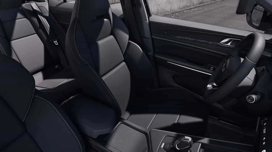 Leasing Coches Lynk & Co 01 1.5 PHEV Core Mineral Green, Crystal White, Sparking Black