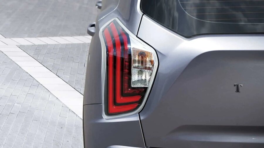 Leasing Coches KGM Tivoli G15T Urban Plus Iron Metal Metalizado